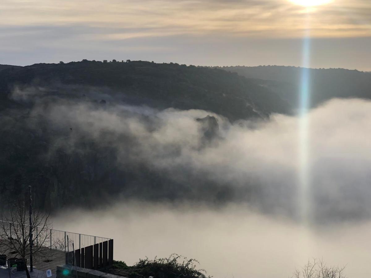 Hotel Pensao Vista Bela Miranda do Douro Exteriér fotografie